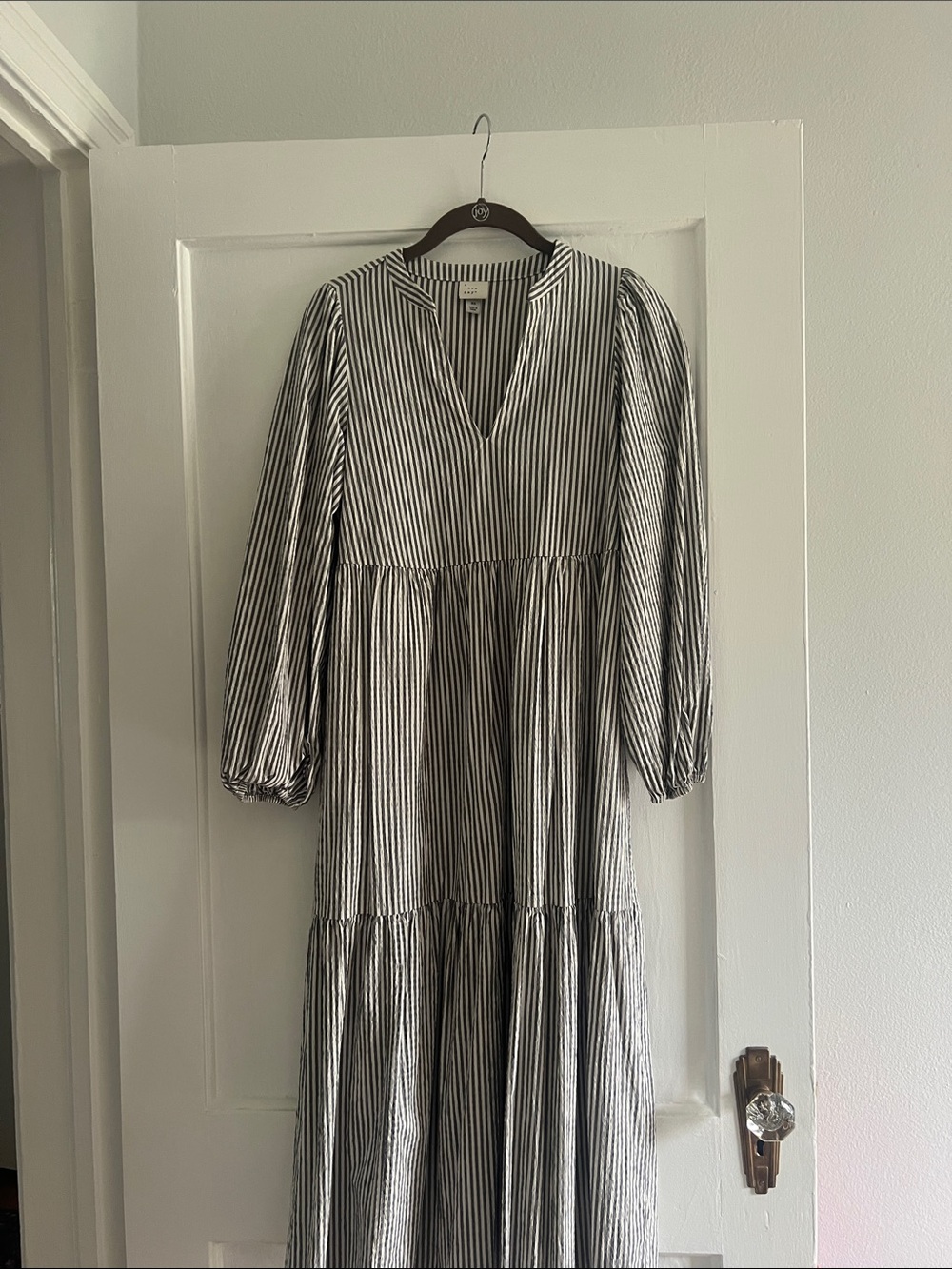 A New Dat Striped Long Sleeve V-Neck Tiered Dress - Gray & White seersucker